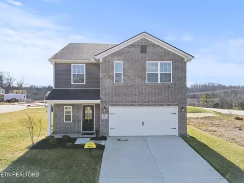 107 Clover Meadow Ln, Maryville, TN 37801