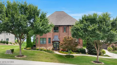 Exterior - 105 Breakers Dr, Vonore, TN 37885 photo 1 of 10