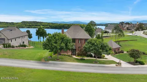 View/Area - 105 Breakers Dr, Vonore, TN 37885 photo 1 of 9