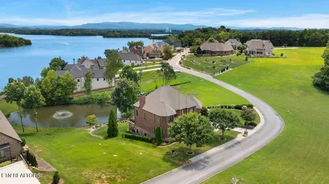 View/Area - 105 Breakers Dr, Vonore, TN 37885 photo 3 of 9