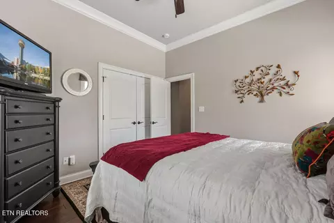 Bedroom - 105 Breakers Dr, Vonore, TN 37885 photo 2 of 6