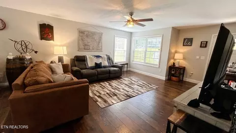 4835 Cameron Rd, Morristown, TN 37814