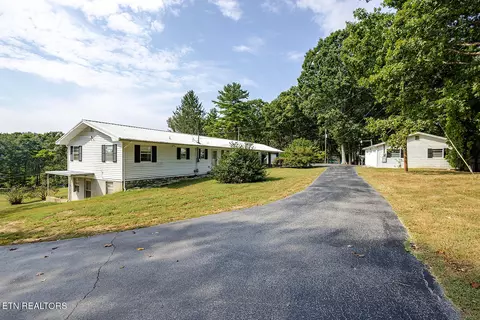 Exterior - 7411 Munsey Rd, Corryton, TN 37721 photo 5 of 7