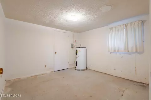 Bedroom - 7411 Munsey Rd, Corryton, TN 37721 photo 7 of 8