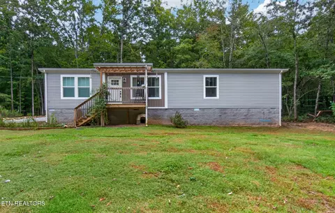 243 Cinnamon Cir, Crossville, TN 38571