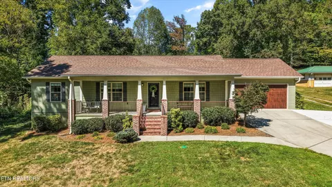 7515 Badgett Rd, Knoxville, TN 37919