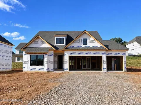 529 Ivey Willow Ln, Farragut, TN 37934