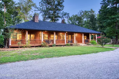 328 Briar Point Rd, Allardt, TN 38504