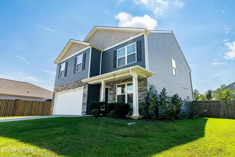 128 Eleanor Davis Dr, Maryville, TN 37804