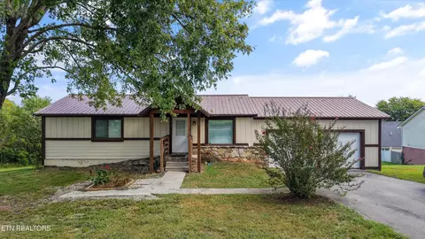 2882 Boyds Creek Hwy, Sevierville, TN 37876