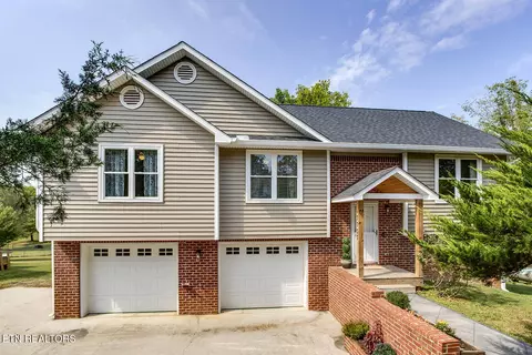 7737 Griffith Rd, Knoxville, TN 37938
