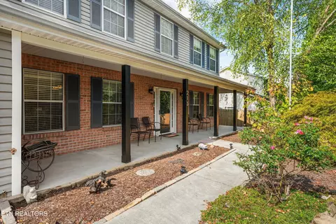 Exterior - 213 Nicely Tr, Powell, TN 37849 photo 5 of 15