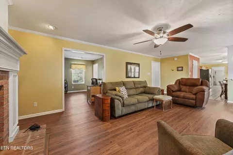Entry Way - 213 Nicely Tr, Powell, TN 37849 photo 2 of 3