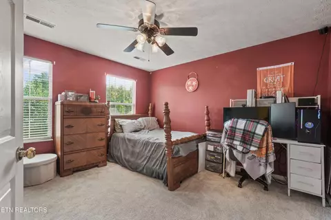 Bedroom - 213 Nicely Tr, Powell, TN 37849 photo 5 of 5