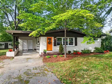 4305 Thornwood Dr, Knoxville, TN 37921
