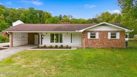 137 Shady Rd, Oliver Springs, TN 37840