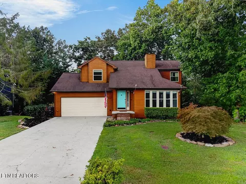 1413 Overton Ln, Knoxville, TN 37923