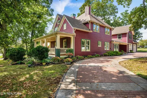 2243 Sevierville Rd, Maryville, TN 37804