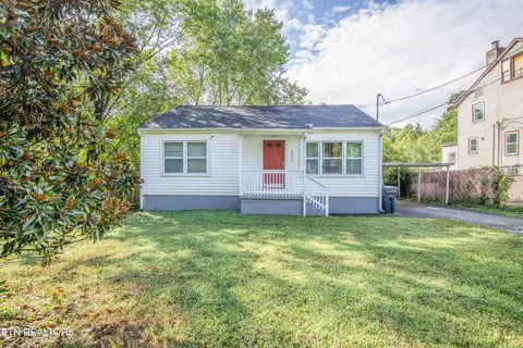 3914 Oakland Dr, Knoxville, TN 37918