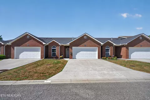 1109 Webster Groves Ln, Knoxville, TN 37909