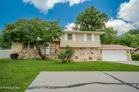 11333 Snyder Rd, Knoxville, TN 37932
