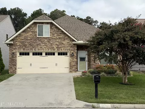 12101 Woodhollow Ln, Knoxville, TN 37932