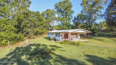 2150 Oakland Rd, Sweetwater, TN 37874