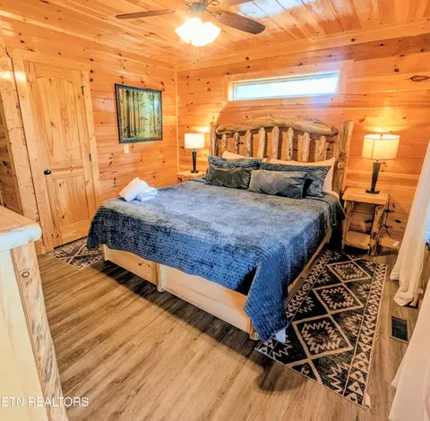 Bedroom - 2152 E View Dr, Sevierville, TN 37876 photo 1 of 12