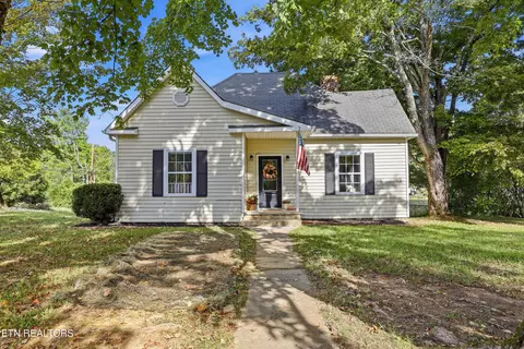 5820 Atkins Rd, Knoxville, TN 37918