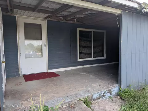 395 Cemetery Rd, Dayton, TN 37321