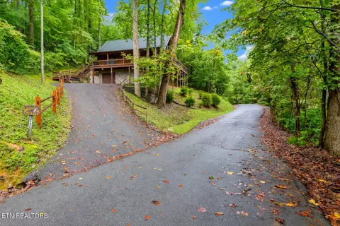 3711 Ginseng Way, Sevierville, TN 37862