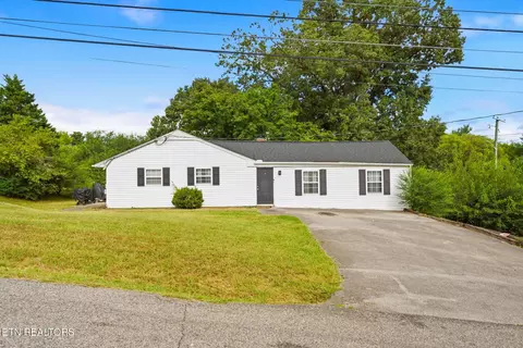 4400 NW Nicholas Rd, Knoxville, TN 37912