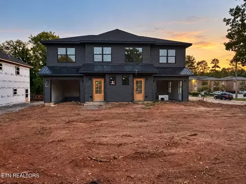 53615259 Inskip Rd, Knoxville, TN 37912