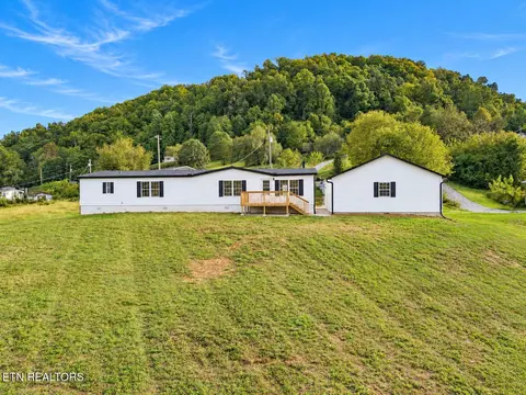 271 High Ridge Ct, Maynardville, TN 37807
