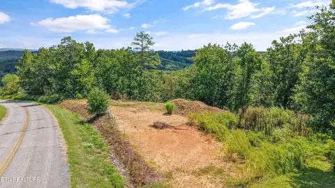 108 Flint Ridge Rd, Rockwood, TN 37854