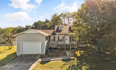 135 Lees Chapel Rd, Sweetwater, TN 37874