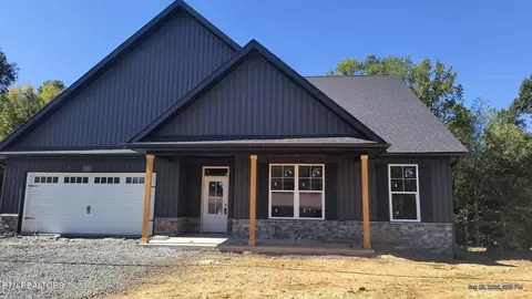 1257 Tuckaleechee Tr, Maryville, TN 37803