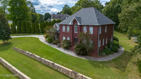 1124 Brentwood Way, Kingston, TN 37763