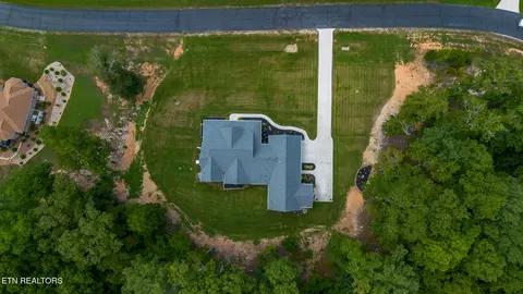 114 W Mountain Dr, Rockwood, TN 37854