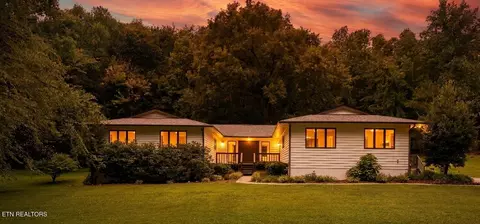 227 Back Nine Dr, Baneberry, TN 37890