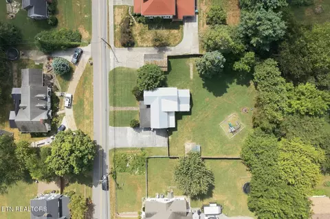 View/Area - 1905 Spring St, Powell, TN 37849 photo 3 of 3