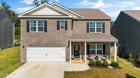6321 Night Time Dr, Knoxville, TN 37931