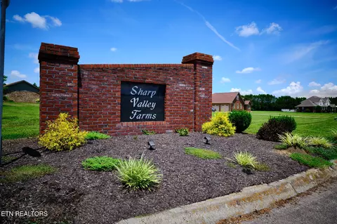 832 Gavin Ln, Seymour, TN 37865