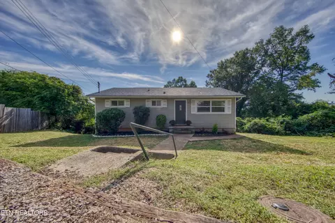 2638 Dexter Ln, Knoxville, TN 37920