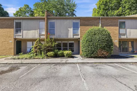 8503 Ankara Ct, Knoxville, TN 37923