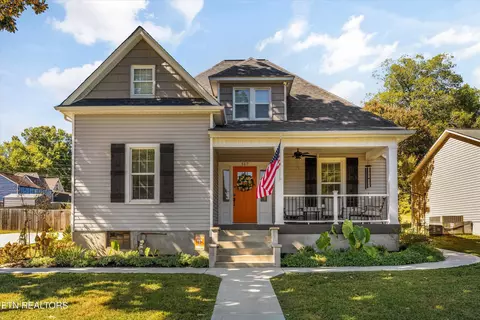 517 Balsam Dr, Knoxville, TN 37918