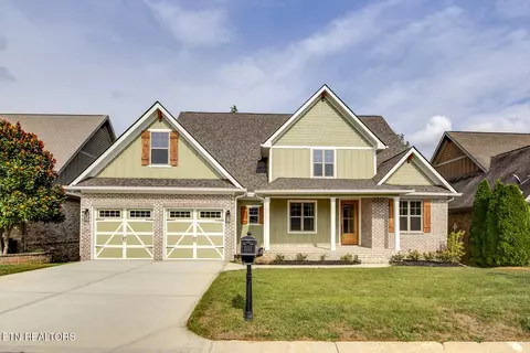 2260 Misty Mountain Cir, Knoxville, TN 37932