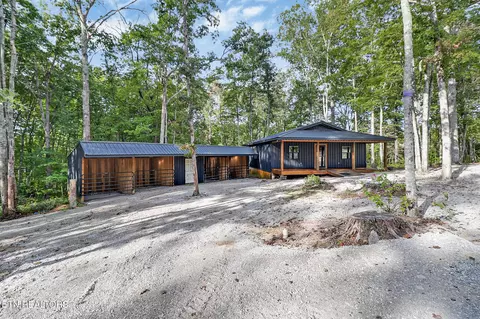 502 Buck Ridge Rd, Jamestown, TN 38556