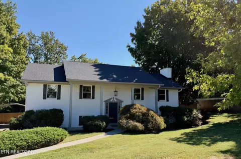 943 Radnor Rd, Maryville, TN 37804