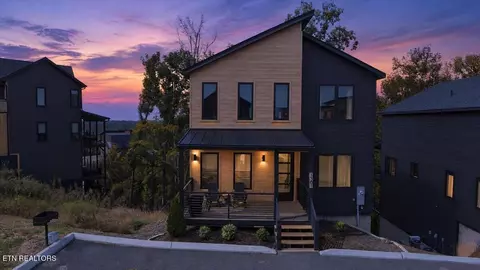 1301 Reedmont Way, Sevierville, TN 37876